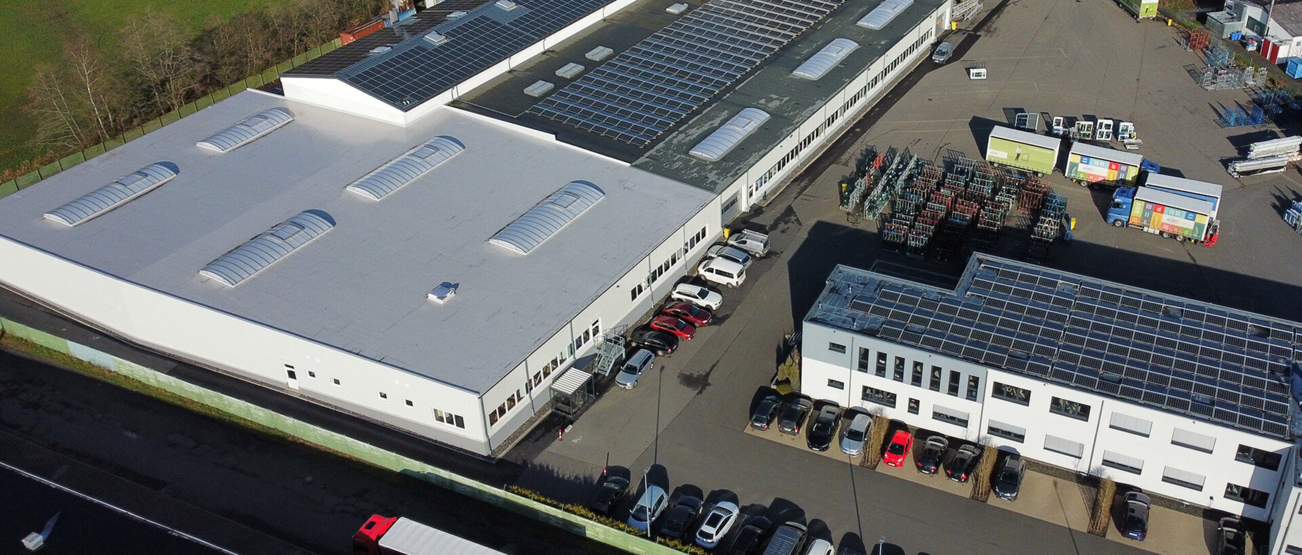 C + P Referenzen | Produktionshalle für den Fenster- und Türenbau