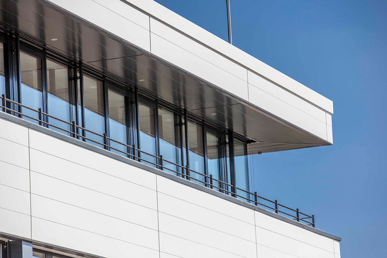 C + P Referenzen | Aufstockung Bürogebäude