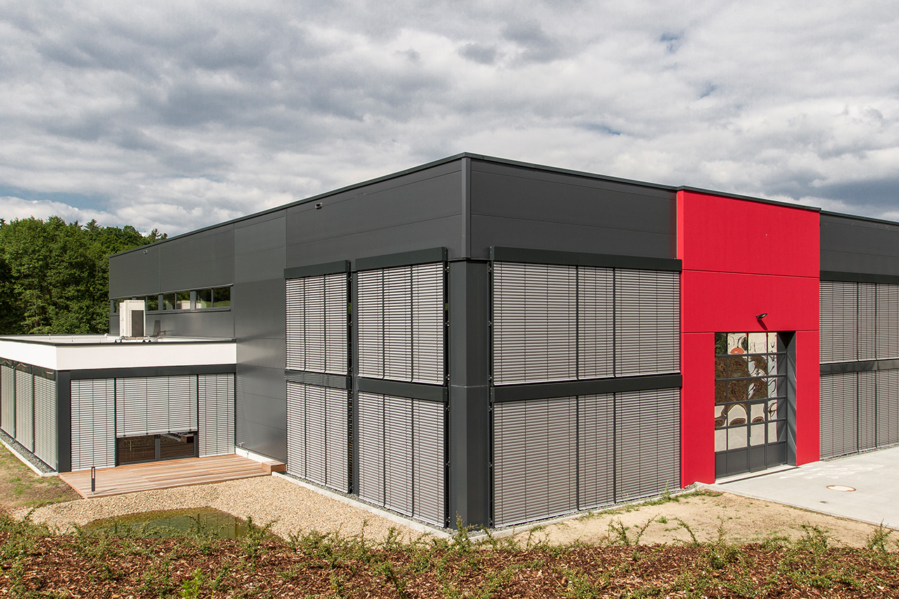 C + P Referenzen | Produktionshalle inkl. Büro