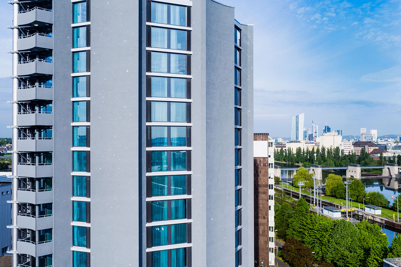 C + P Referenzen | Fassadengestaltung Hotelgebäude