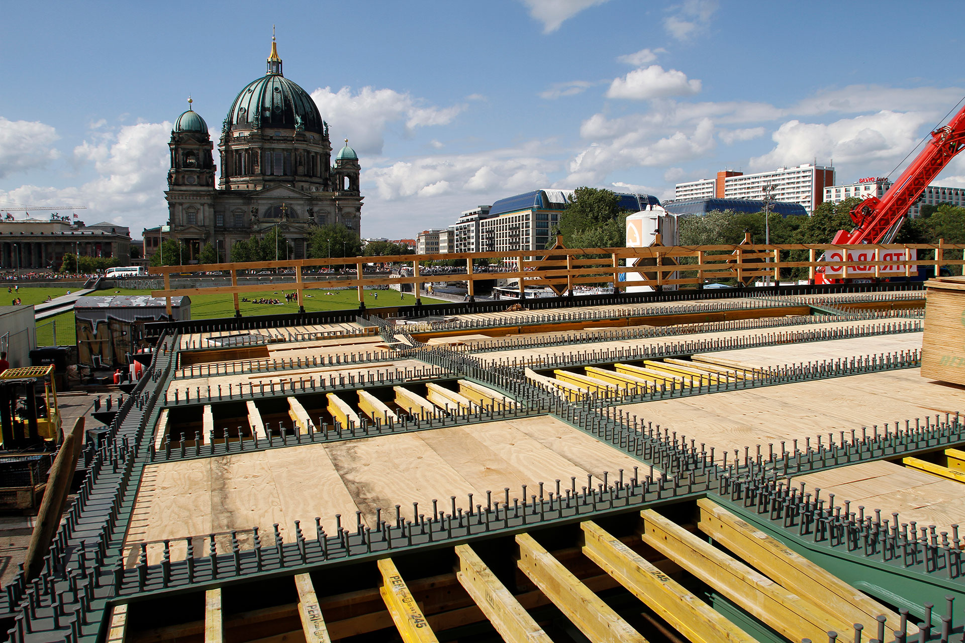 C + P Referenzen | Verbundbrücke Berlin-Mitte